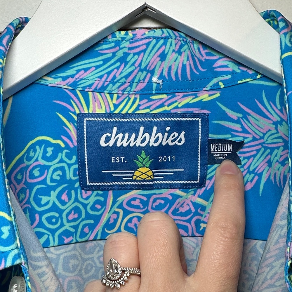 Chubbies Mens Blue Pineapple Hawaiian Performance Polo Shirt Medium - Picture 2 of 9